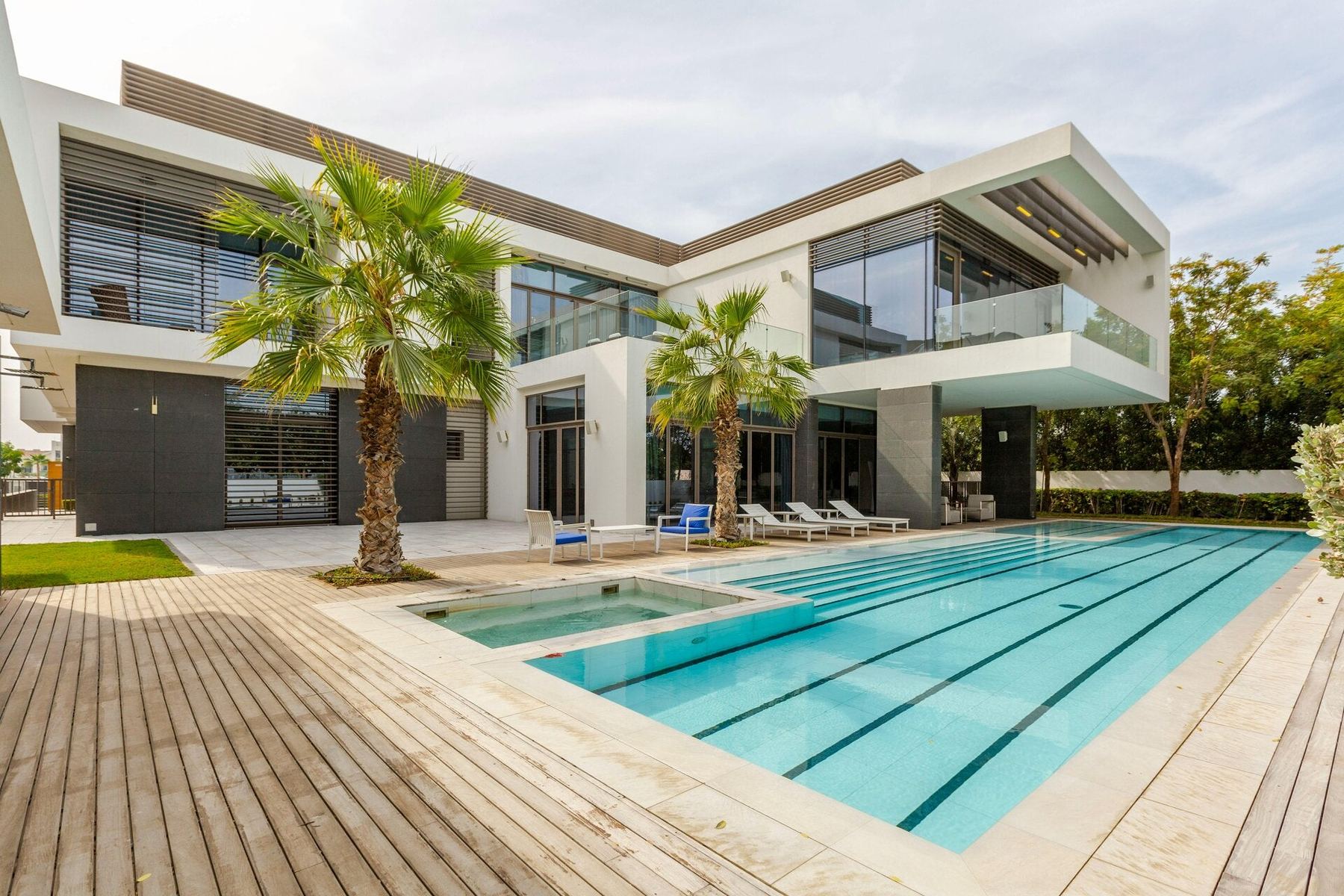 Villa with pool on the Costa del Sol